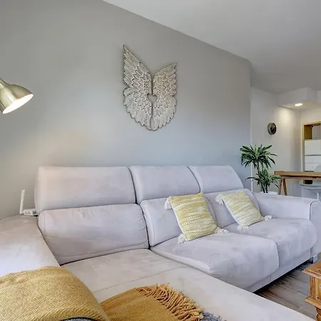 Exquisite Penthouse In Guadalmina, * Marbella