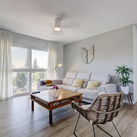 Exquisite Penthouse In Guadalmina, *