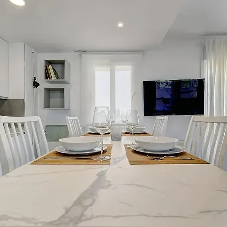 Exquisite Penthouse In Guadalmina, Apartment *