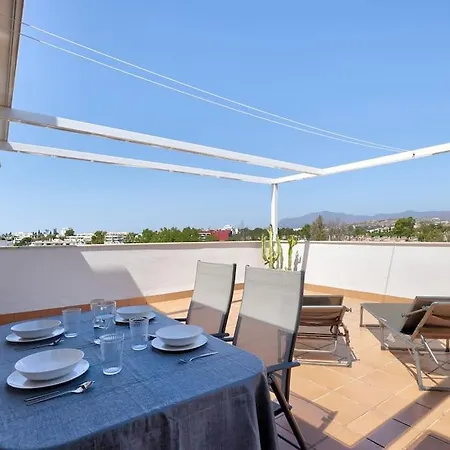 Exquisite Penthouse In Guadalmina, Apartment