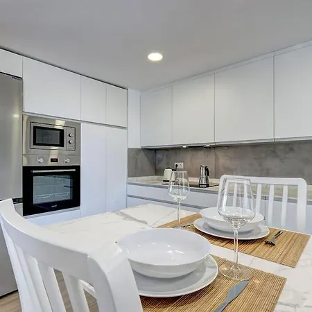 Exquisite Penthouse In Guadalmina, * Marbella